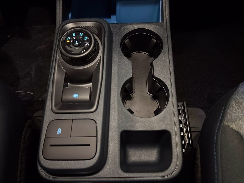2026 Space White Metallic Ford Maverick XLT FWD Truck