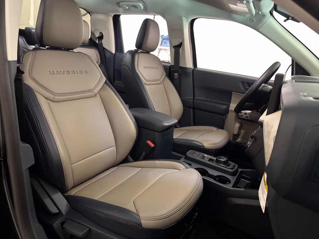 2026 Shadow Black Ford Maverick Lariat AWD Truck