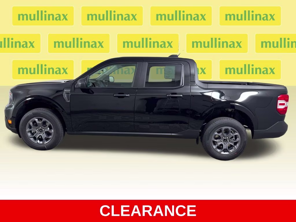 2026 Shadow Black Ford Maverick XLT FWD Truck