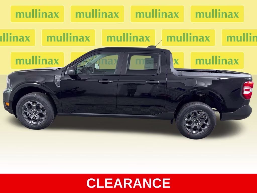 2026 Shadow Black Ford Maverick XLT FWD Truck