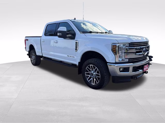 2019 Ford F-250 Lariat 4x4 Crew Cab 6-3/4' Box's photo