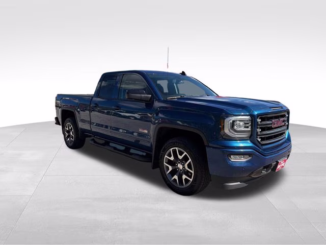2017 GMC Sierra 4WD Double Cab Standard Box SLT's photo
