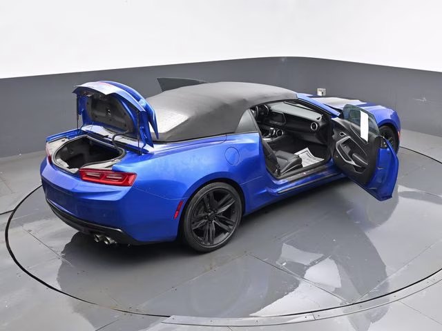 2017 Hyper Blue Metallic Chevrolet Camaro 2LT RWD Convertible
