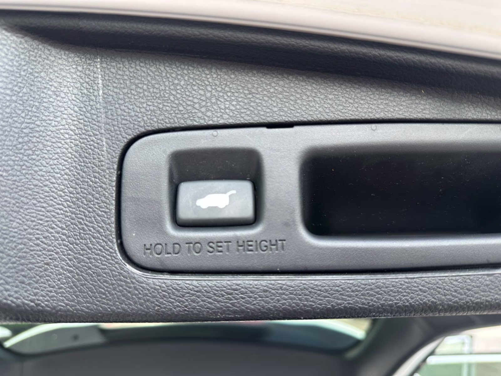 2022 Platinum White Pearl Honda CR-V Hybrid Touring AWD SUV