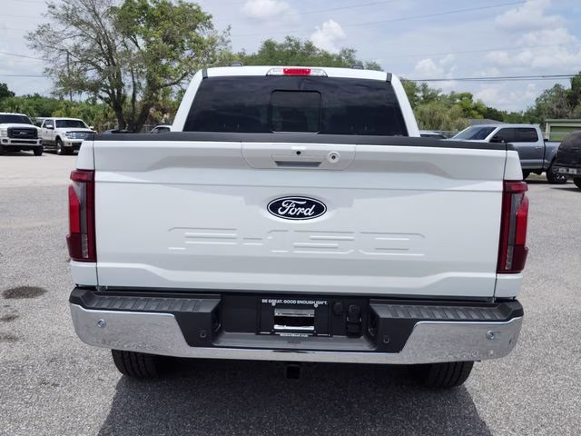 2026 Star White Metallic Tri-Coat Ford F-150 Lariat 4X4 Truck