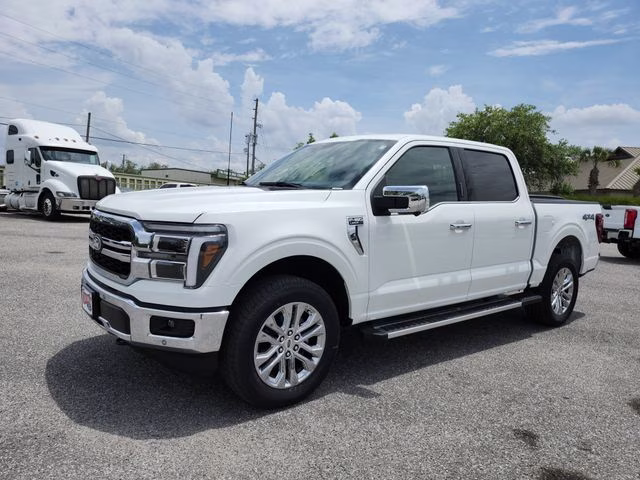 2026 Star White Metallic Tri-Coat Ford F-150 Lariat 4X4 Truck