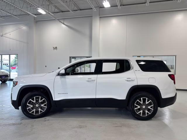 2023 Summit White GMC Acadia SLE FWD SUV