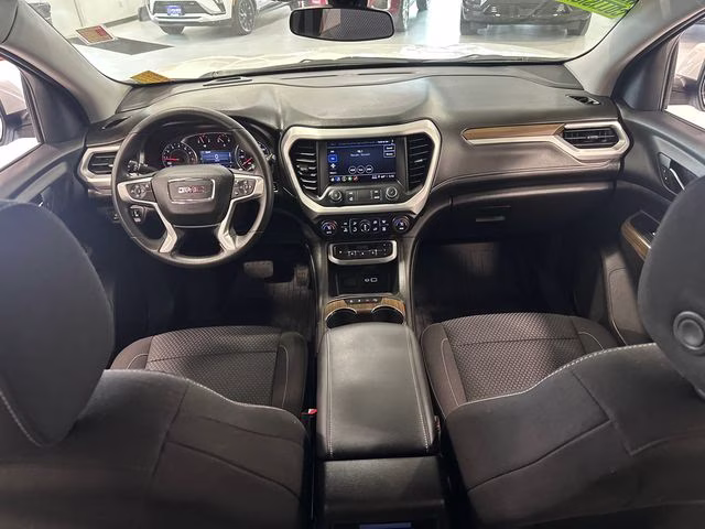 2023 Summit White GMC Acadia SLE FWD SUV