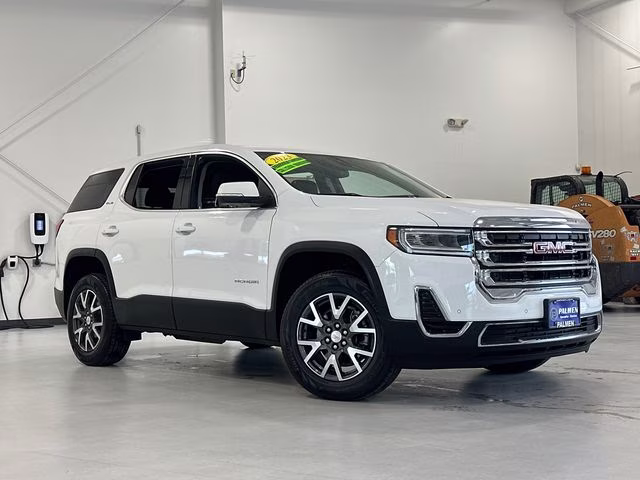 2023 Summit White GMC Acadia SLE FWD SUV