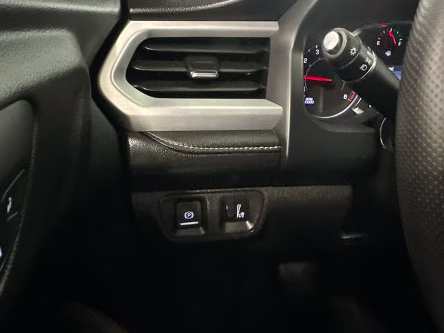 2023 Summit White GMC Acadia SLE FWD SUV