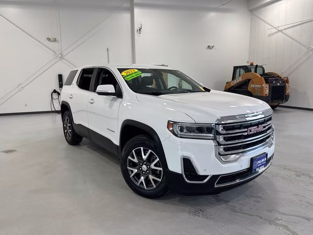 2023 Summit White GMC Acadia SLE FWD SUV