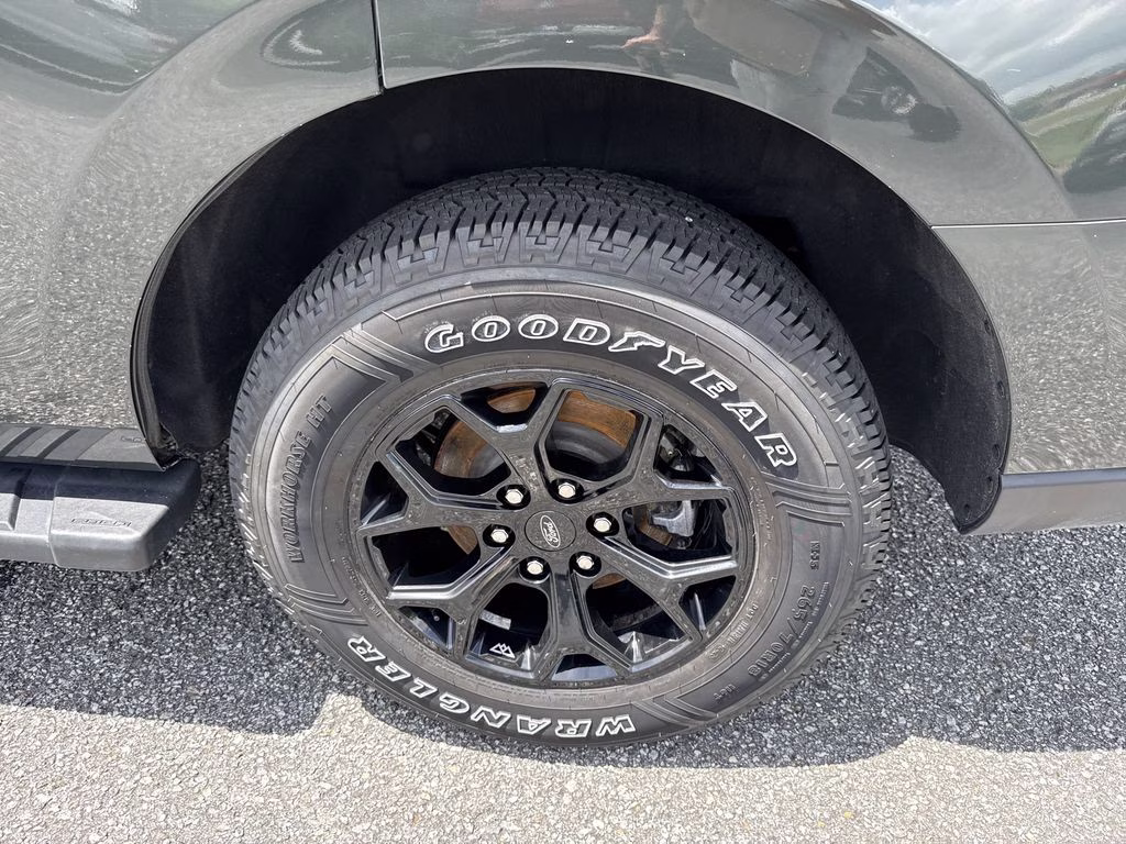 2022 Forged Green Metallic Ford Expedition Timberline 4X4 SUV