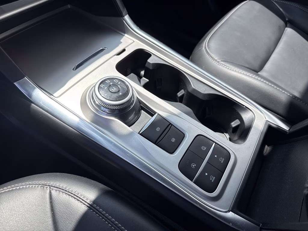 2021 Carbonized Gray Metallic Ford Explorer XLT RWD SUV