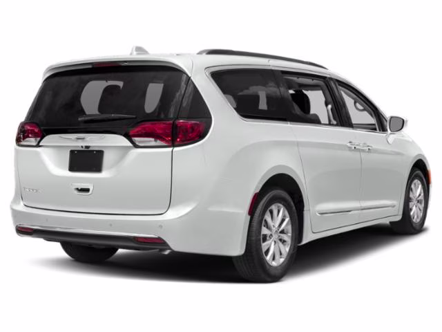 2018 Bright White Clearcoat Chrysler Pacifica Touring Plus FWD Van