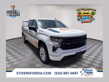2023 Summit White Chevrolet Silverado 1500 Custom 4X4 Truck