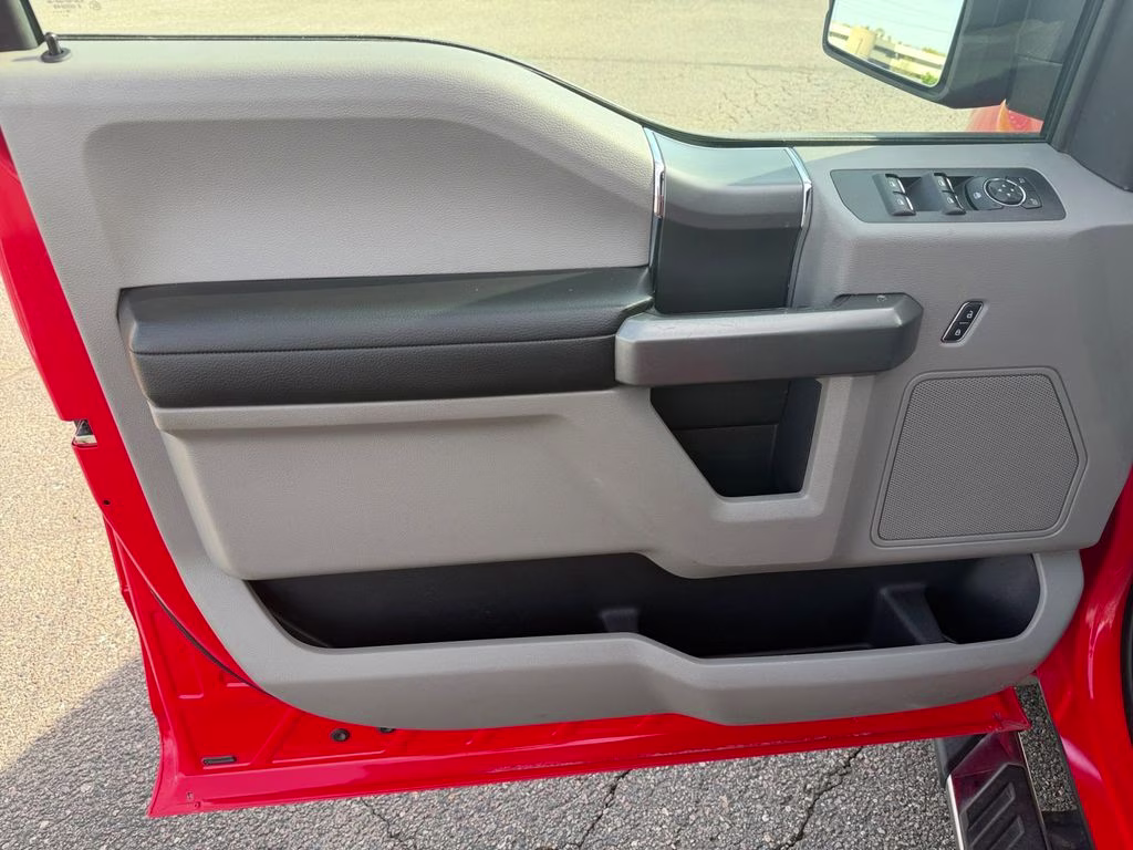 2016 Race Red Ford F-150 XLT FX4 w/Chrome Appearance 4X4 Truck