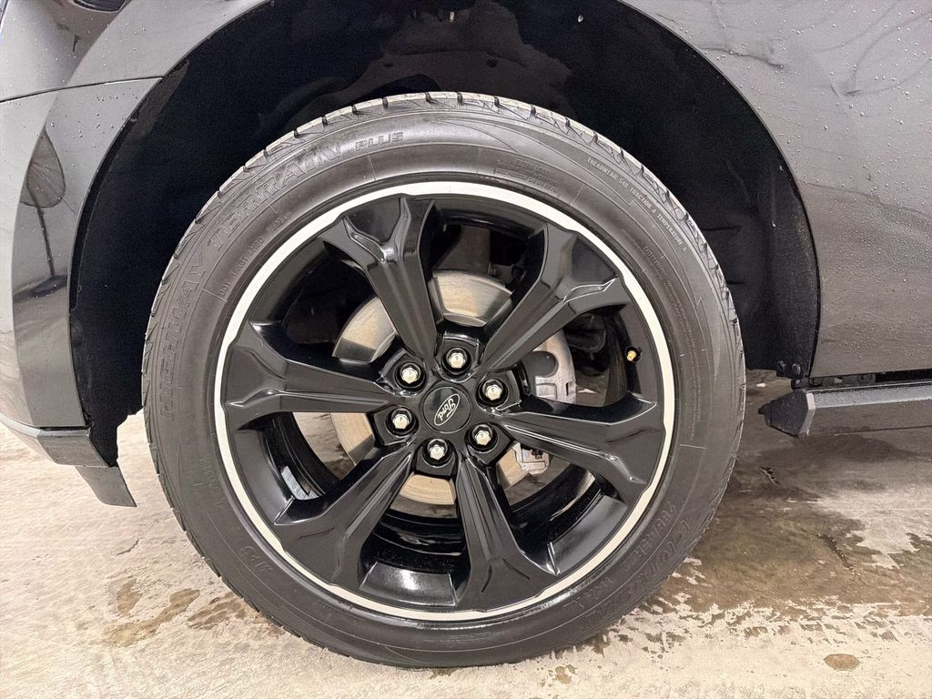 2022 Agate Black Metallic Ford Expedition Max Limited RWD SUV
