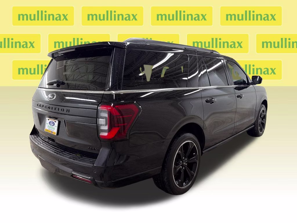 2022 Agate Black Metallic Ford Expedition Max Limited RWD SUV
