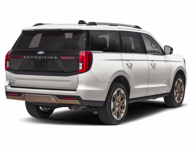 2026 Star White Metallic Tri-Coat Ford Expedition King Ranch&reg; 4X4 SUV