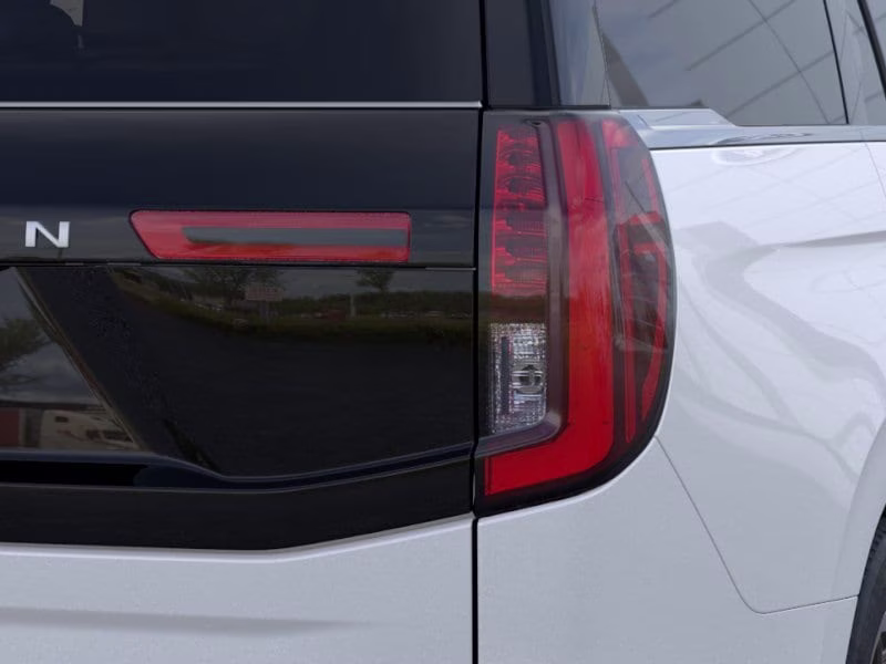 2026 Star White Metallic Tri-Coat Ford Expedition King Ranch 4X4 SUV