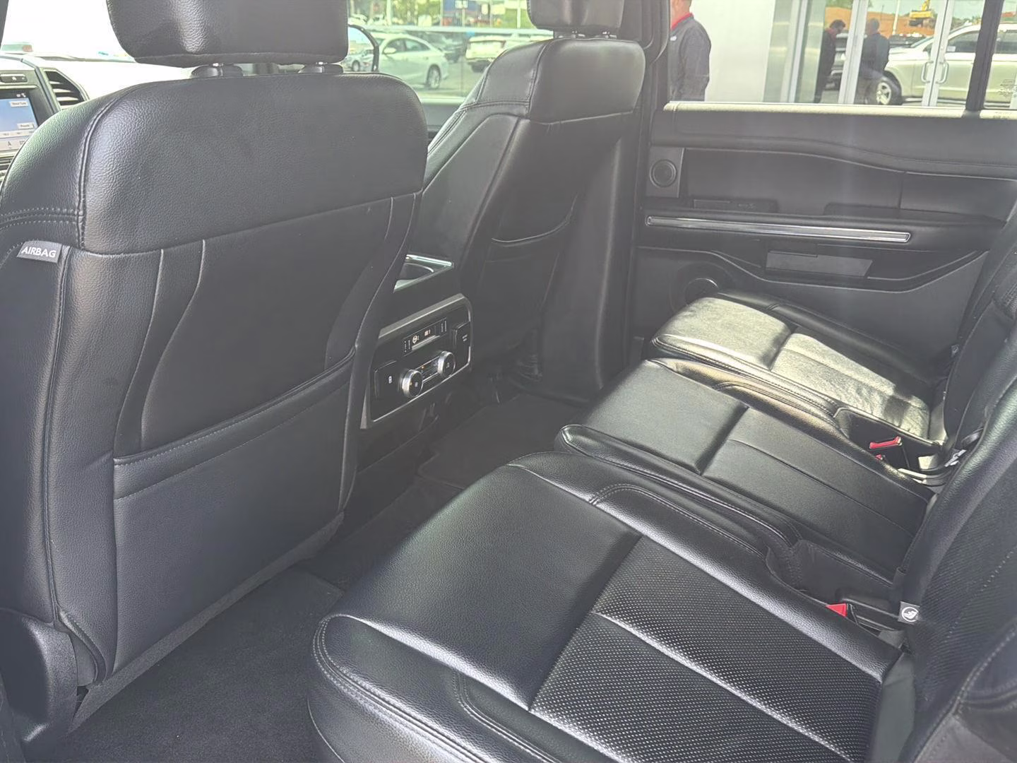 2019 Ingot Silver Ford Expedition XLT 4X4 SUV