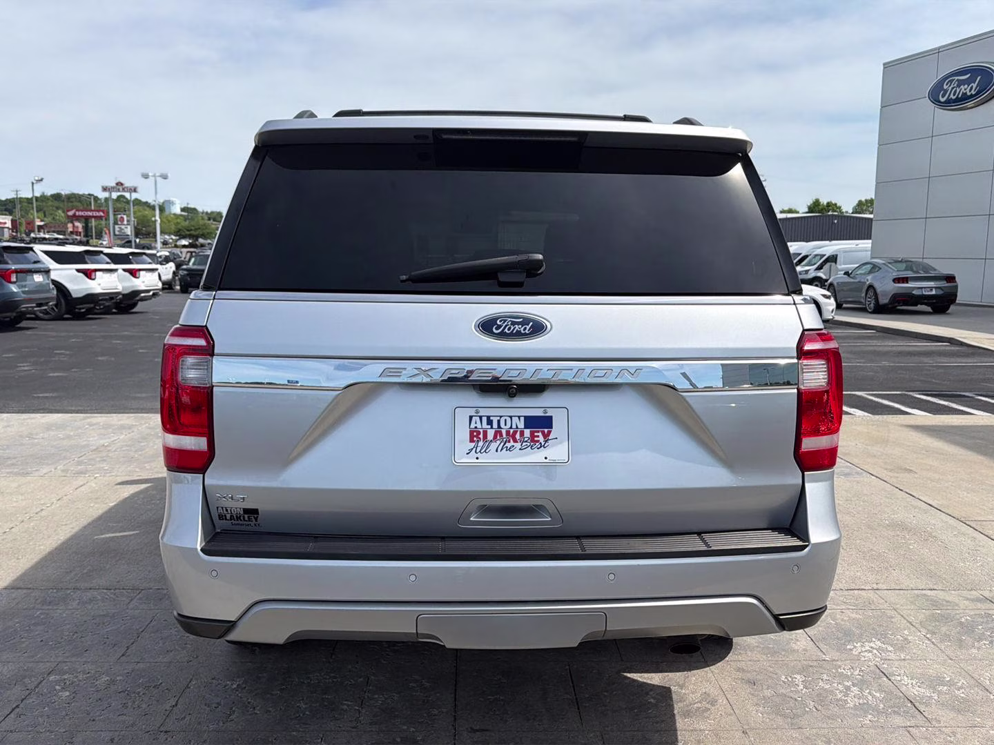2019 Ingot Silver Ford Expedition XLT 4X4 SUV