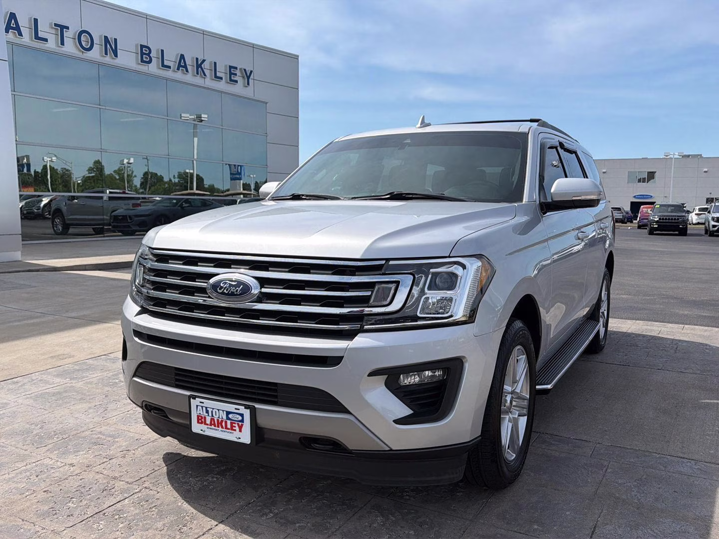 2019 Ingot Silver Ford Expedition XLT 4X4 SUV
