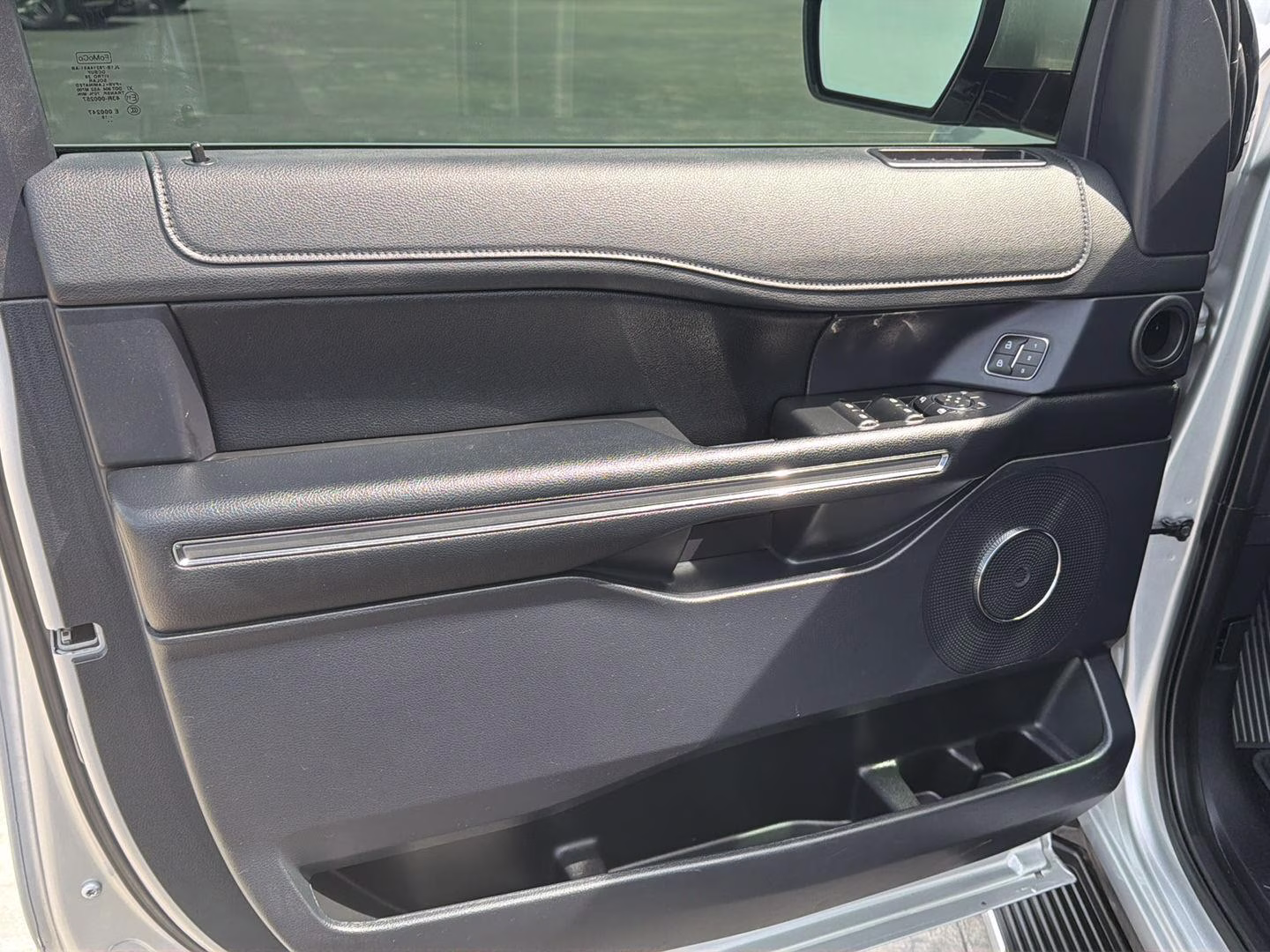 2019 Ingot Silver Ford Expedition XLT 4X4 SUV