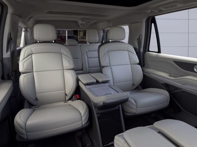2026 Infinite Black Metallic Lincoln Navigator Reserve L 4X4 SUV