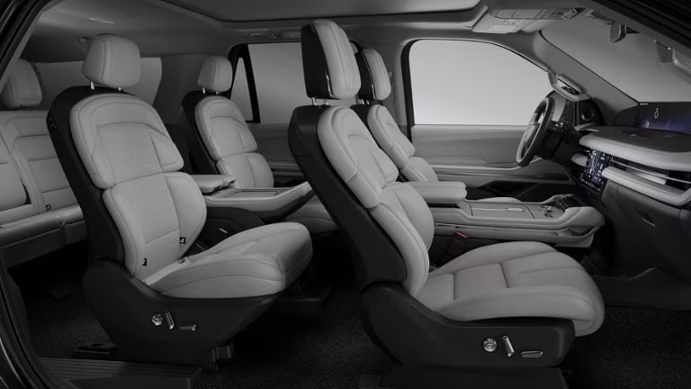 2026 Infinite Black Metallic Lincoln Navigator Reserve L 4X4 SUV