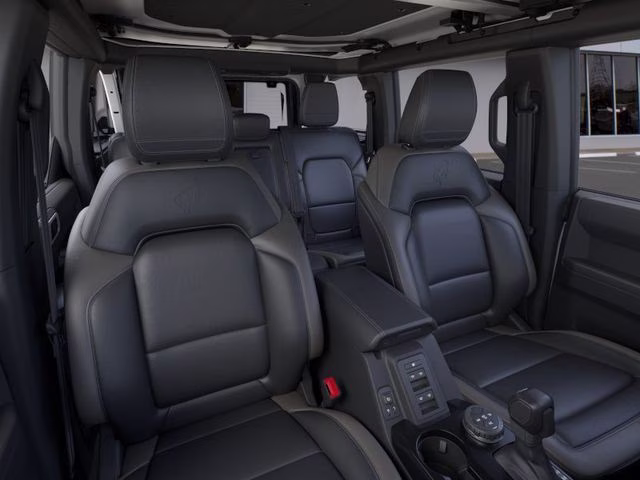 2026 Oxford White Ford Bronco Outer Banks 4X4 SUV