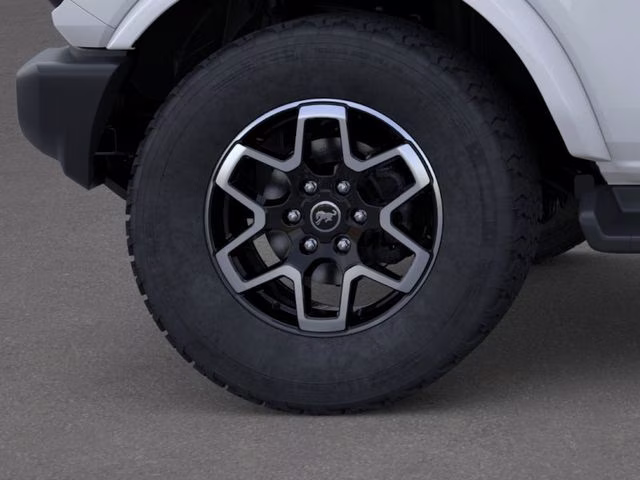 2026 Oxford White Ford Bronco Outer Banks 4X4 SUV
