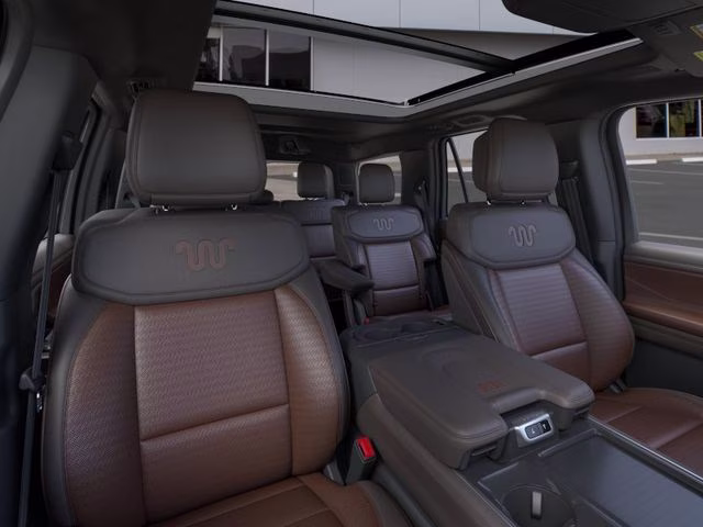 2026 Star White Metallic Tri-Coat Ford Expedition King Ranch 4X4 SUV