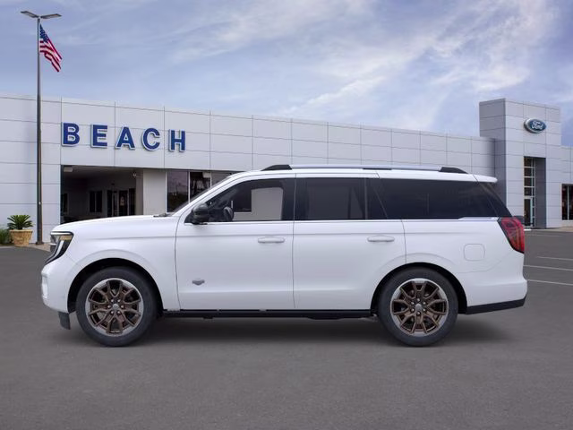 2026 Star White Metallic Tri-Coat Ford Expedition King Ranch 4X4 SUV