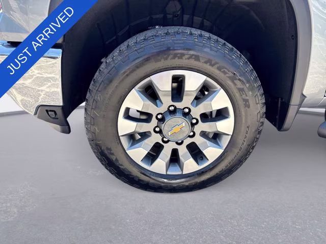 2026 Sterling Gray Metallic Chevrolet Silverado 2500 HD LT 4X4 Truck