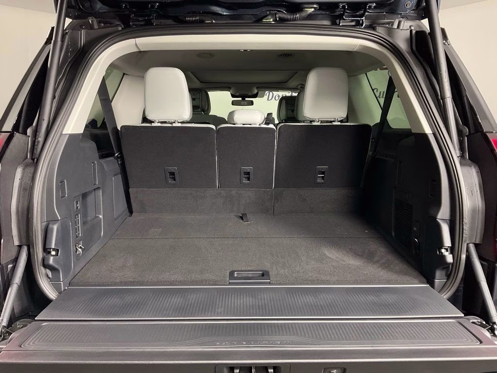 2026 Blue Metallic Ford Expedition Max Platinum 4X4 SUV