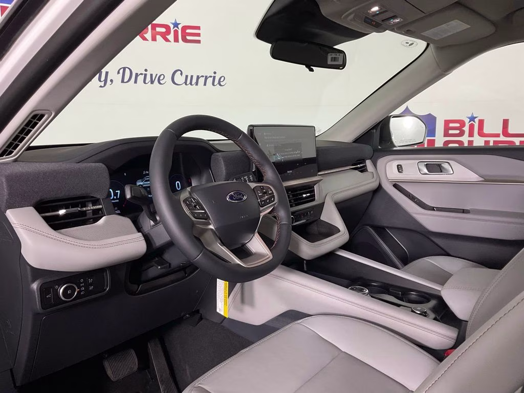 2026 White Metallic Ford Explorer Active RWD SUV