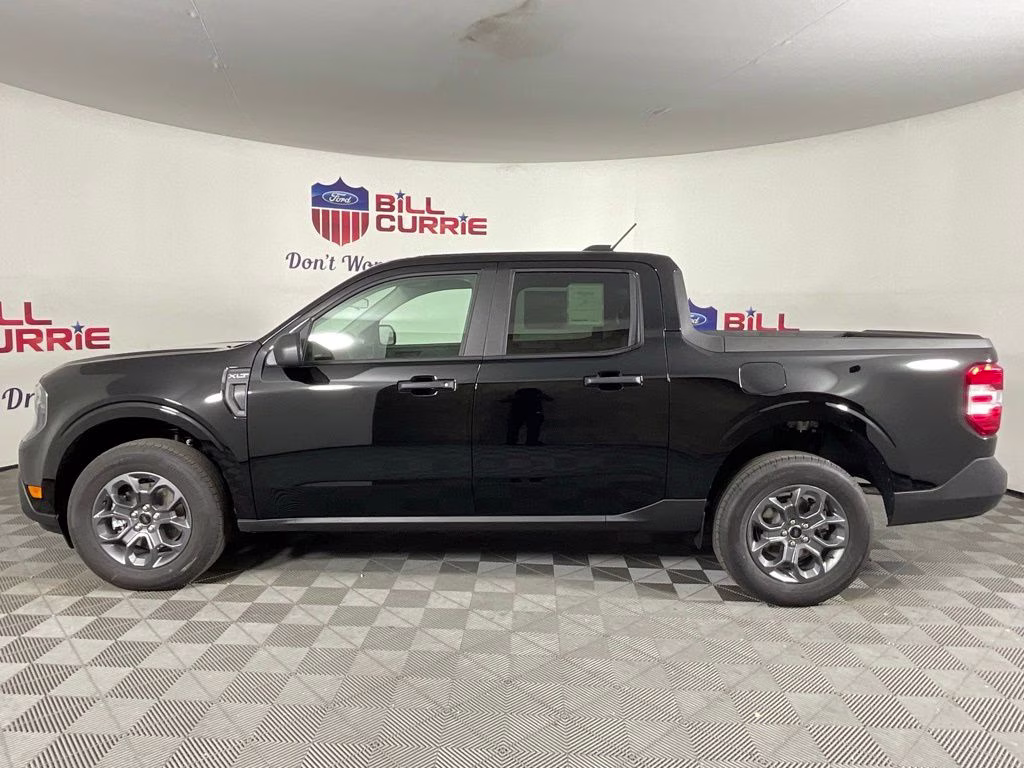 2026 Shadow Black Ford Maverick XLT FWD Truck