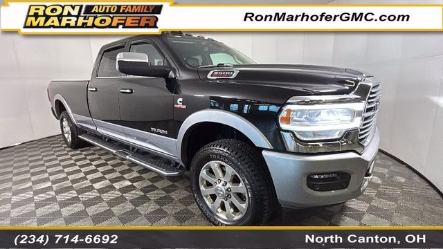 2022 Diamond Black Crystal Pearlcoat Ram 3500 Laramie 4X4 Truck