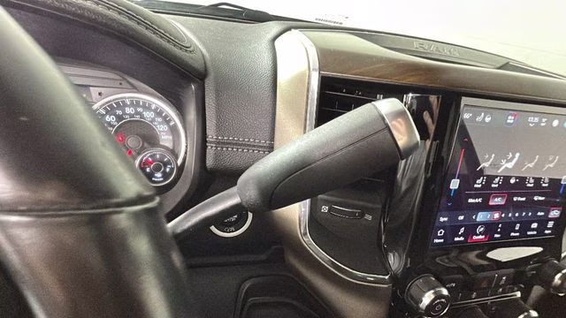 2022 Diamond Black Crystal Pearlcoat Ram 3500 Laramie 4X4 Truck