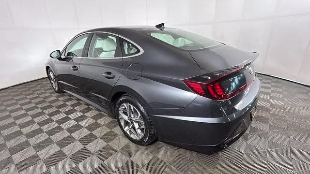 2022 Portofino Gray Hyundai Sonata SEL FWD Sedan