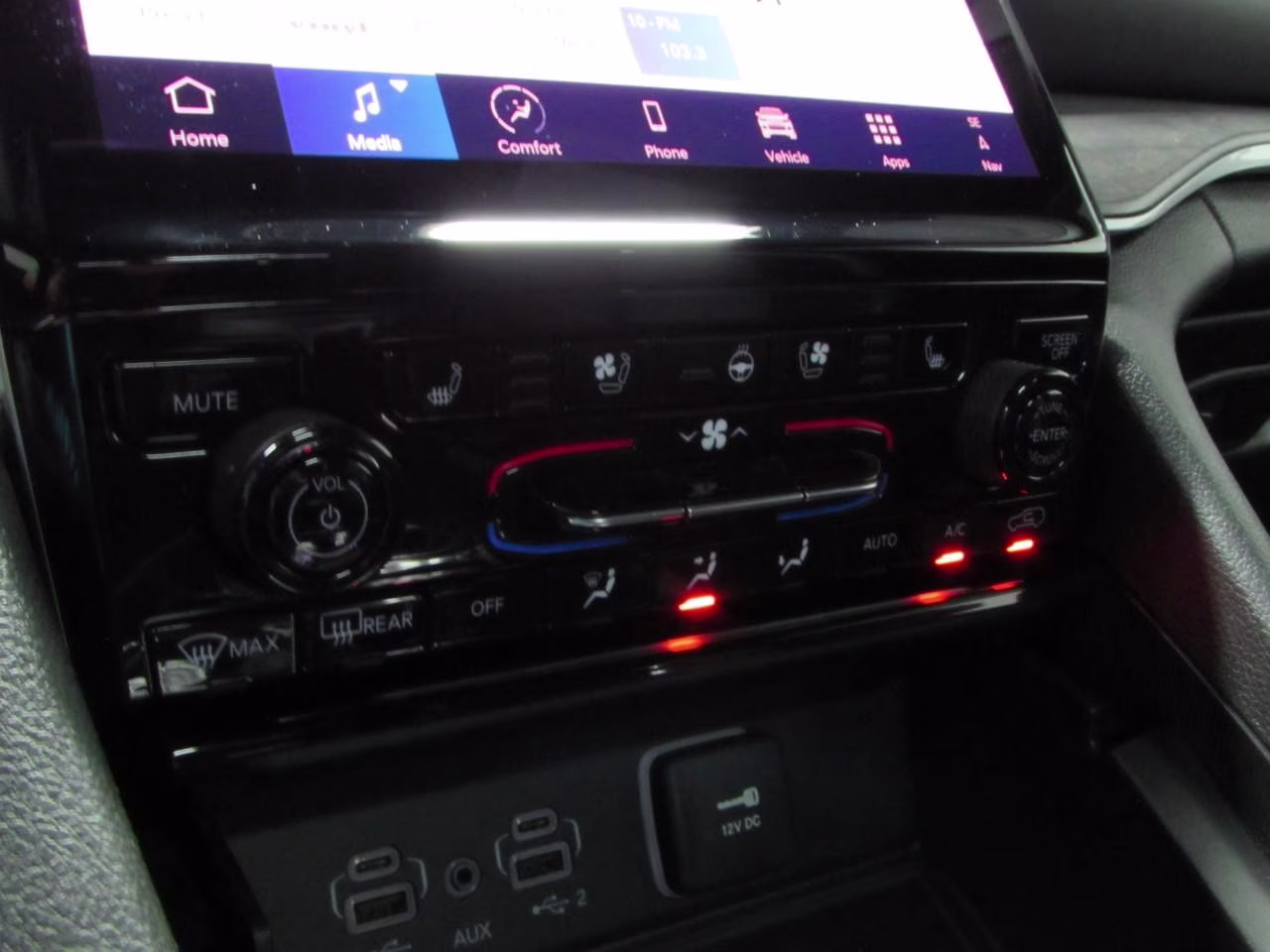 2024 Silver Zynith Jeep Grand Cherokee L Limited 4X4 SUV