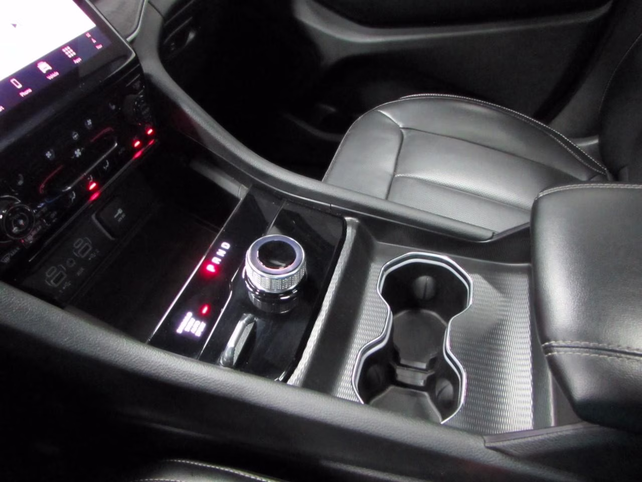 2024 Silver Zynith Jeep Grand Cherokee L Limited 4X4 SUV