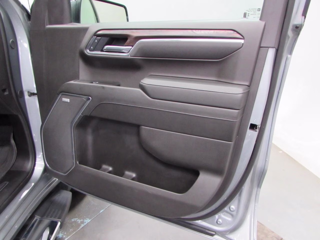 2025 Titanium Rush Metallic GMC Sierra 1500 SLT 4X4 Truck