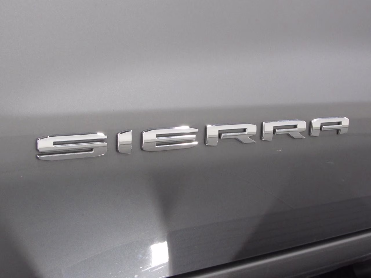 2025 Titanium Rush Metallic GMC Sierra 1500 SLT 4X4 Truck