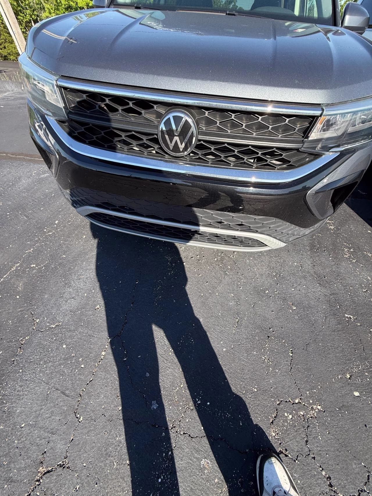 2024 GRAY Volkswagen Taos 1.5T SE AWD SUV