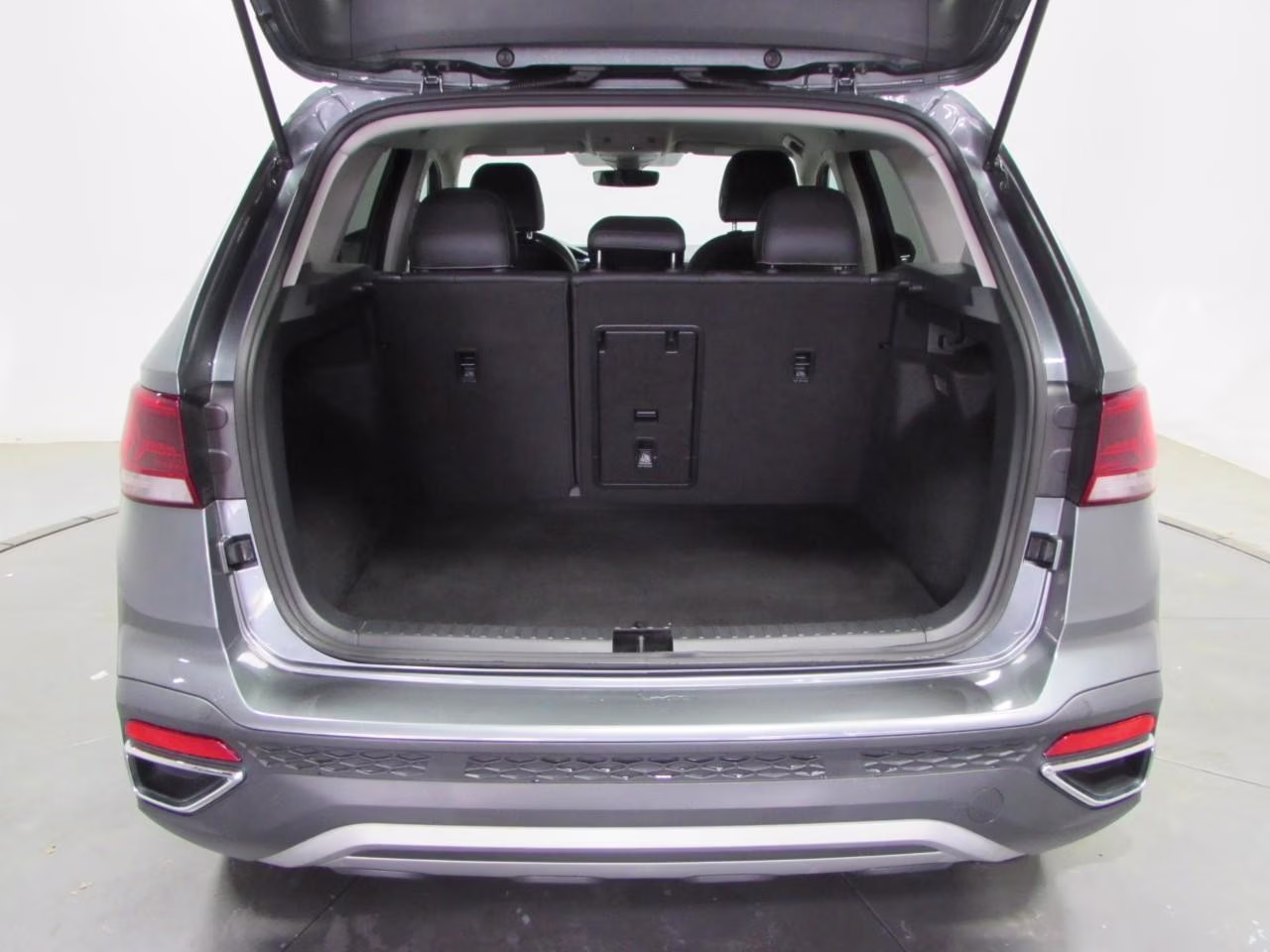 2024 Pure Gray Volkswagen Taos 1.5T SE AWD SUV