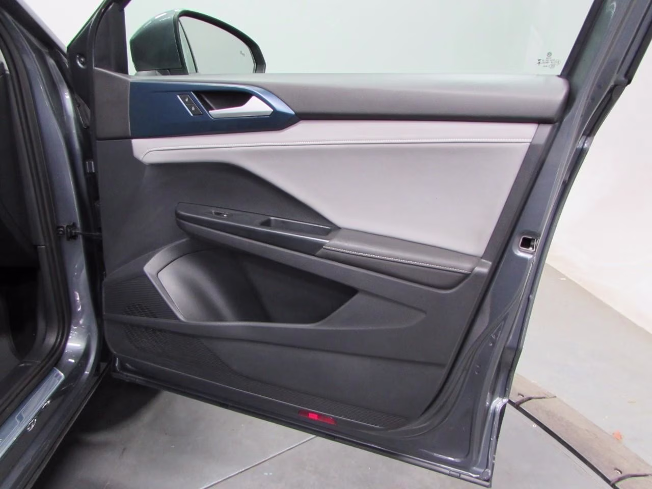 2024 Pure Gray Volkswagen Taos 1.5T SE AWD SUV