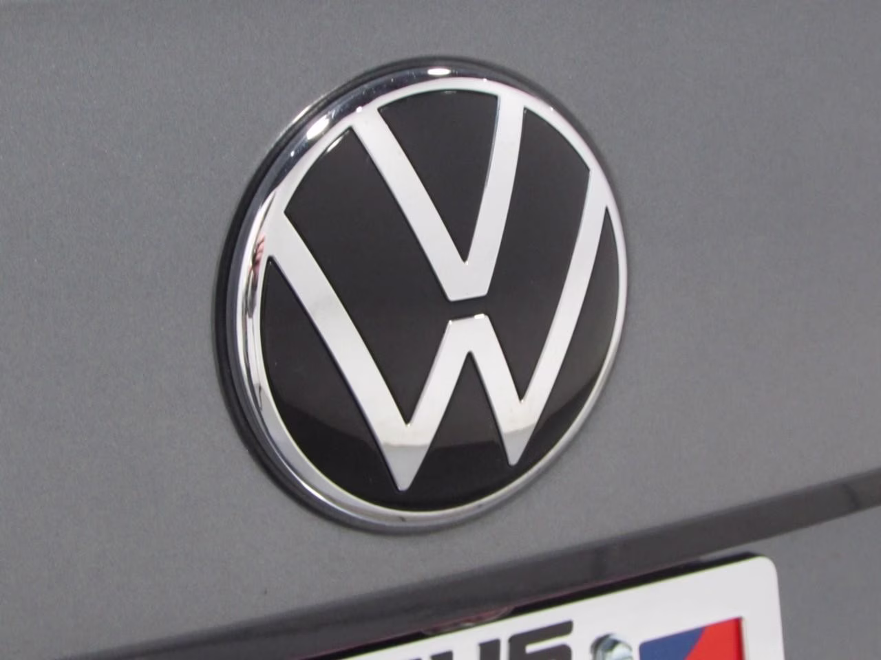 2024 Pure Gray Volkswagen Taos 1.5T SE AWD SUV