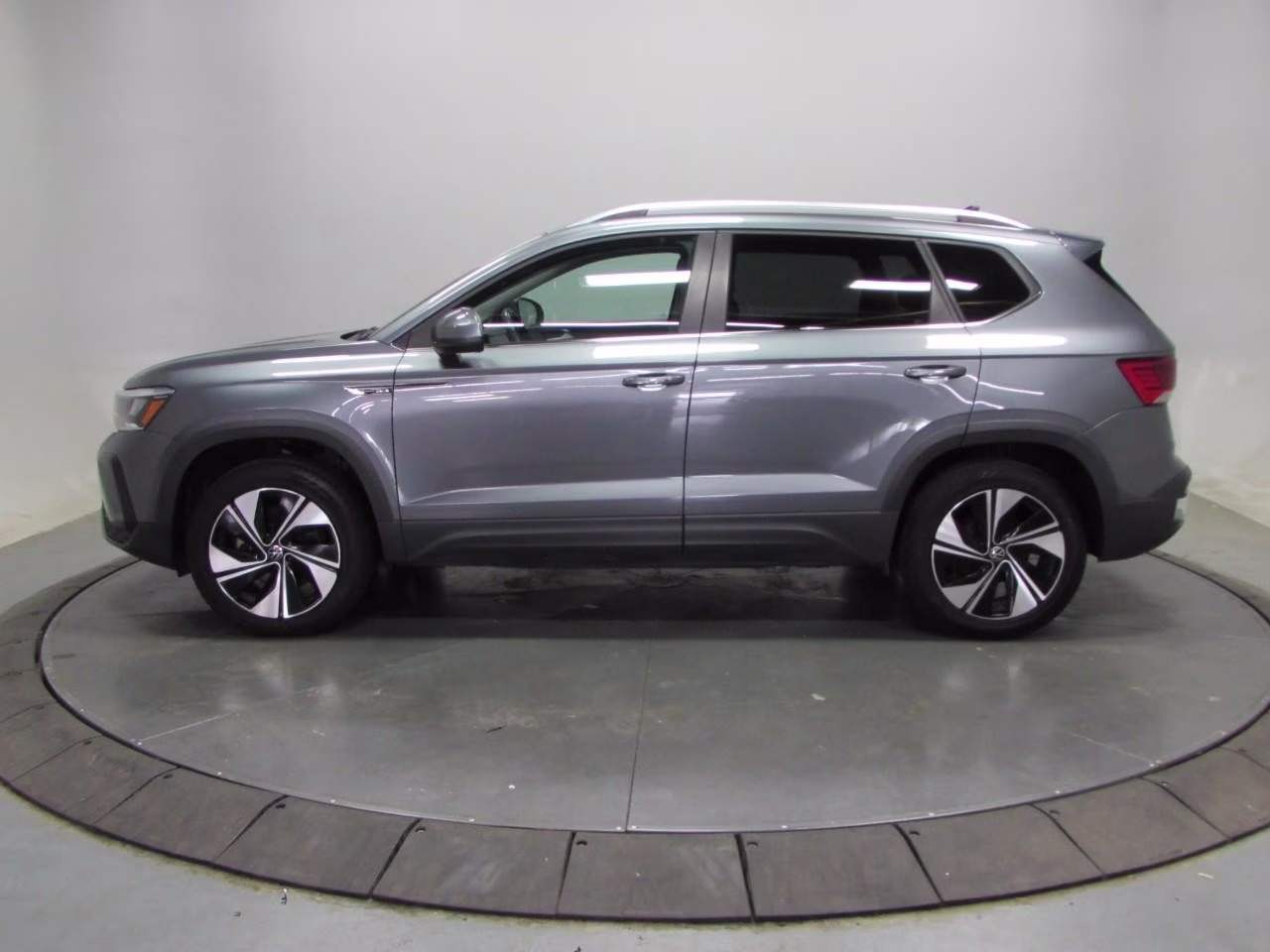 2024 Pure Gray Volkswagen Taos 1.5T SE AWD SUV